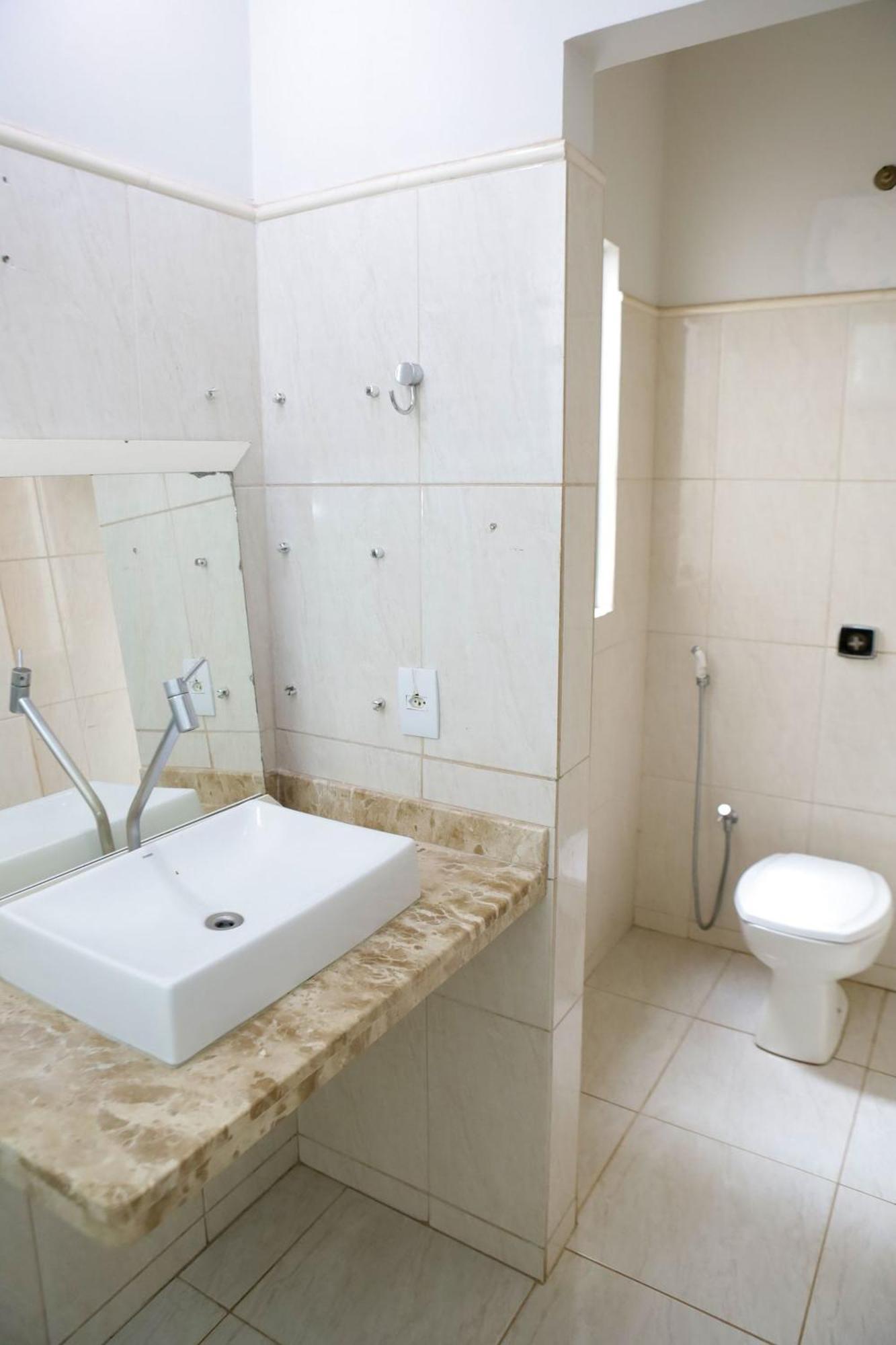 Hotel Pousada Dos Bosques - Refugio Urbano Κουιαμπά Εξωτερικό φωτογραφία